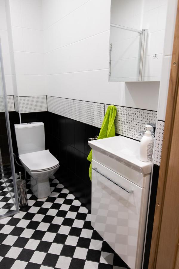 Hot Riga Ernestines Iela 7-7 Enjoy The Feel Of Home And History! Exterior photo