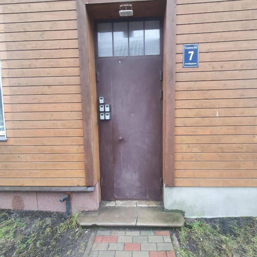 Hot Riga Ernestines Iela 7-7 Enjoy The Feel Of Home And History! Exterior photo