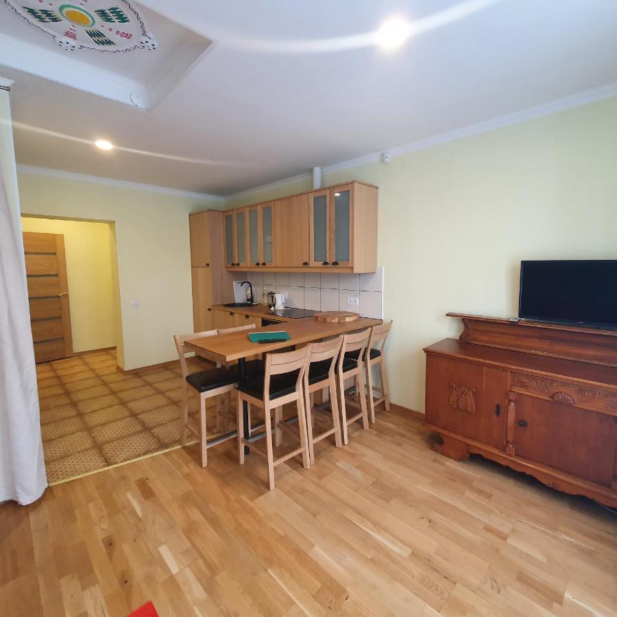 Hot Riga Ernestines Iela 7-7 Enjoy The Feel Of Home And History! Exterior photo